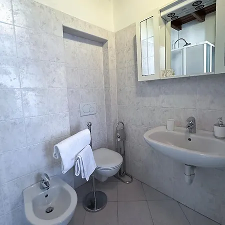Apartament Renzo E Lucia Lake View