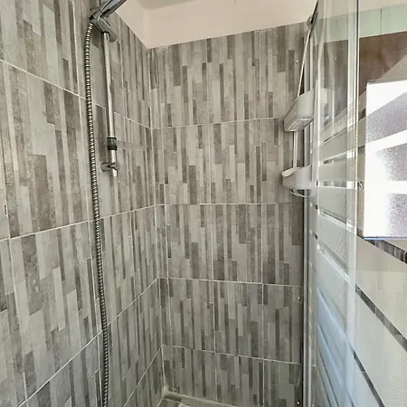 Renzo E Lucia Lake View Oliveto Lario